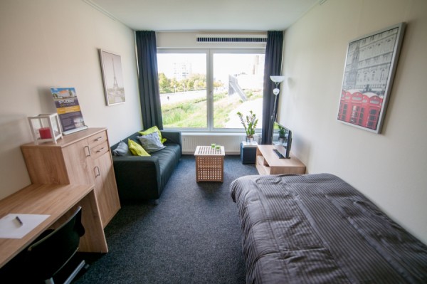 Wijzigingen Bouwbesluit per 1 juli 2015 gunstig voor studentenwoningen Wijzigingen Bouwbesluit per 1 juli 2015 gunstig voor studentenwoningen