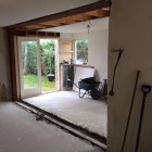 Het staal is maximaal weggewerkt in de vloer en het plafond Het staal is maximaal weggewerkt in de vloer en het plafond